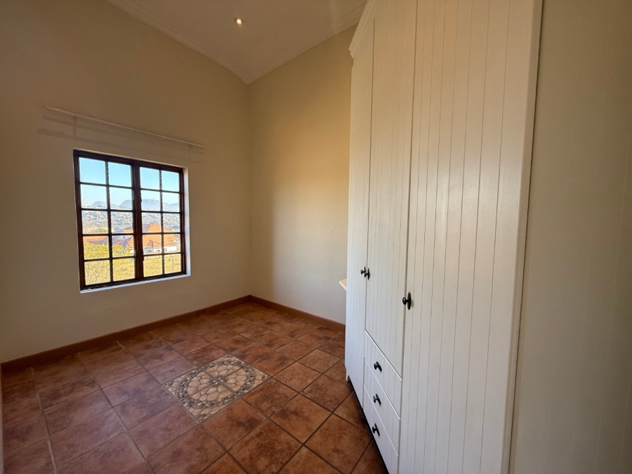 To Let 3 Bedroom Property for Rent in Landsmeer Residential Estate North West